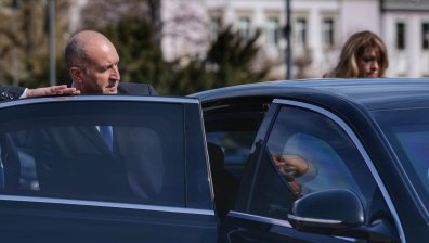 Румен Радев върна в НС промените в Закона за енергията от възобновяеми източници