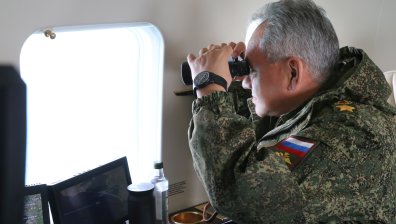 Русия изтегля войските си от границата с Украйна