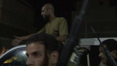 Битката за Триполи продължава (видео)