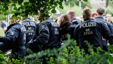 Разбиха мрежа за трафик на кокаин с български шофьори и камиони, регистрирани у нас