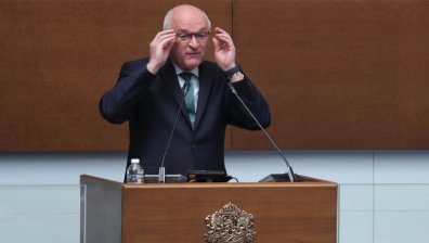 Главчев в НС: Няма да изпращаме български войски в Украйна