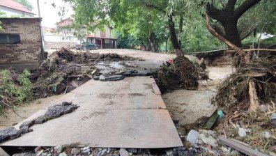 Критична ситуация около Берковица, 2/3 от село Боровци е под вода