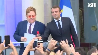 Орден на почетния легион за Елтън Джон