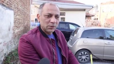 "Дойдохме за мешере, няма да се колим и бесим": Полицаи вардят Горна Оряховица