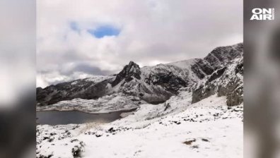 Зимата идва - сняг покри Седемте рилски езера