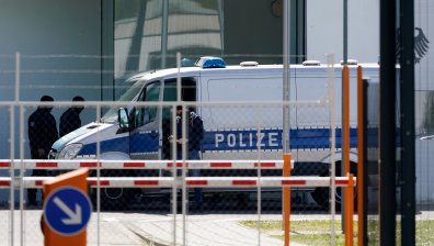 Шофьор се вряза в група хора в Бавария, всички ранени са в болница