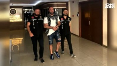 Очите влязъл в Турция с бус на Бенчев и спал в стая, запазена на името на общинаря