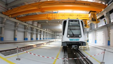 Първият влак за новата линия 3 на метрото пристигна в София