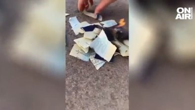 След референдума украинци късат и палят паспортите си. НАТО: Тези земи са на Украйна