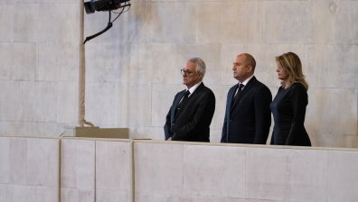 Деси Радева и Брижит Макрон рамо до рамо на погребението на Елизбет II, кой отсъстваше?