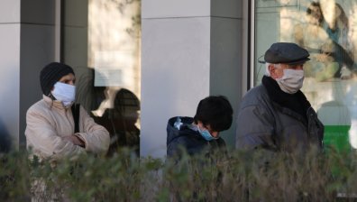 Нарушават ли ''зелените коридори'' правата на хората над 65 г.?