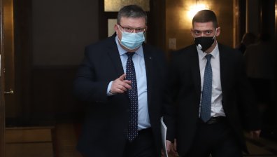 Отнеха достъпа на Сотир Цацаров до класифицирана информация