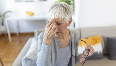 Все повече българи страдат от световъртеж - как се лекуват вестибуларните нарушения