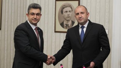 Пламен Николов върна изпълнения мандат, Иво Атанасов сменя Момчил Иванов