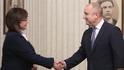 Нинова: Радев се хвърли да брани ДАНС и закопа службата още по-дълбоко