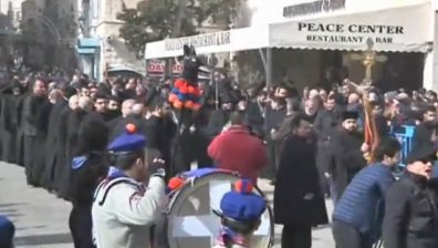 Арменският патриарх отслужи във Витлеем