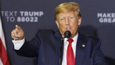 След всичките 37 обвинения - ще успее ли Тръмп да се измъкне?