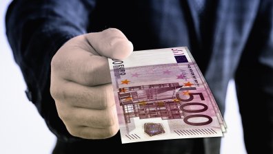 Хванаха с подкуп двама полицаи, изпратени в Благоевград за акция срещу корупцията