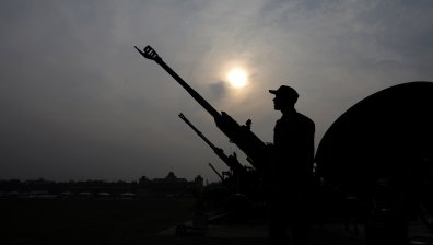 С балистични ракети удариха американска база в Ирак