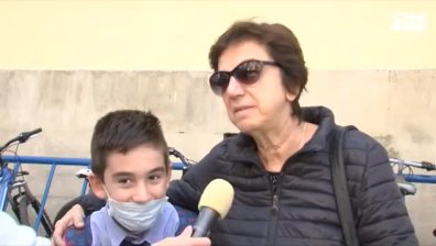 Хаос: Ученици и учители се чудят къде и кога да носят маски