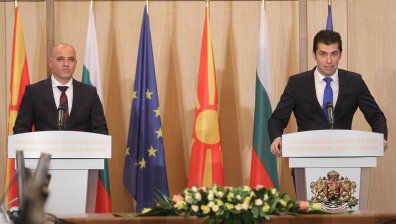 Петков и Ковачевски казаха за включването на българите в конституцията на РСМ