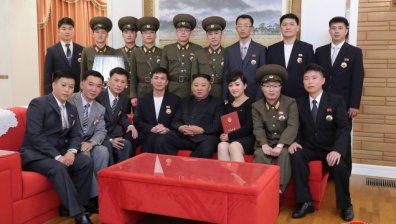 Северна Корея e изстреляла две балистични ракети край източния си бряг