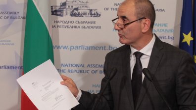 "Галъп": 87% от българите смятат, че оставката на Цветанов замита проблема