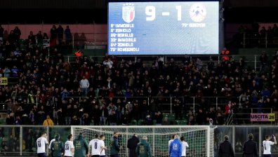 Италия унищожи Армения с 9:1, Испания прегази Румъния