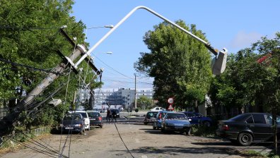 Буря нанесе поражения по сгради и улици в румънския град Яш