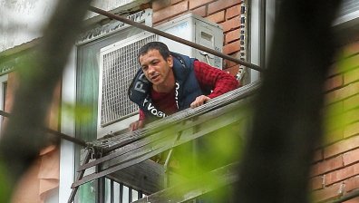 Това е барикадиралият се мъж в апартамент в "Люлин" в столицата