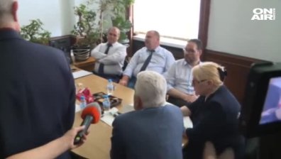 Малката коалиция "Обединени патриоти" се разпадна