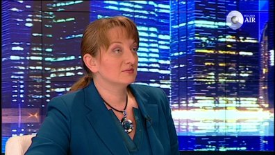 Деница Сачева за кризата с бежанците