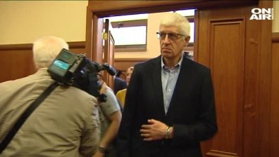Спецсъдът прекрати делото срещу Румен Овчаров за Мини "Бобов дол"