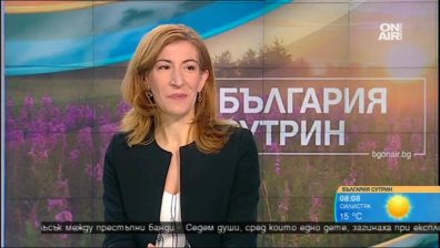 Върнахме си руските туристи, радва се министър Ангелкова