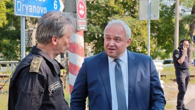 МВР откри пропуски в охраната на ЕМКО, проверява складовете с опасни вещества
