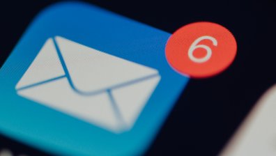 Опасен бъг в Google Messages праща стари лични съобщения на грешните хора