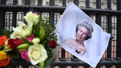 Елизабет II с трогателно послание за своя 95-и рожден ден