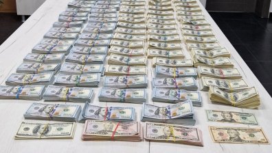 Откриха близо 940 хил. недекларирани долара на "Капитан Андреево"