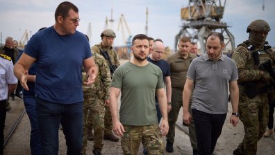 Зеленски: Войната трябва да продължи с освобождаването на Крим
