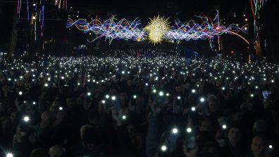 Масови протести в Албания: В Тирана поискаха оставката на правителството