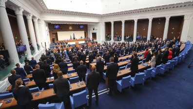 Ще получават ли депутатите заплати по време на предизборната кампания?