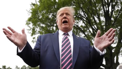 Берлин разкритикува Тръмп за твърденията му, че Ковид-19 е разработен в Китай