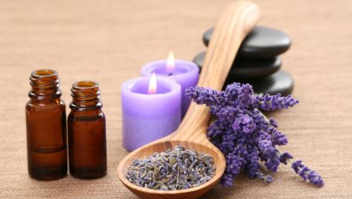 Лавандулова вода за пълноценна грижа за кожата, скалпа и косата