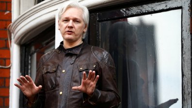Прекратиха разследването за изнасилване срещу Асандж
