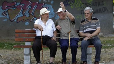 Увеличени пенсии ще получат над 2 млн. пенсионери, актуализират и вдовишката добавка
