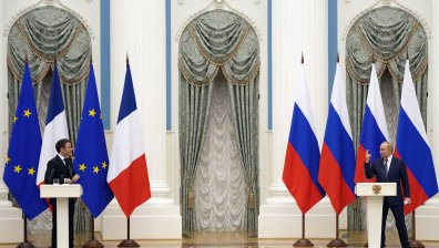 Путин поздрави Макрон за победата: Пожелавам Ви успех и добро здраве