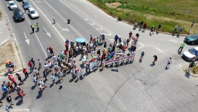 Протестиращи блокираха пътя Русе-Варна, недоволни от разбитата настилка