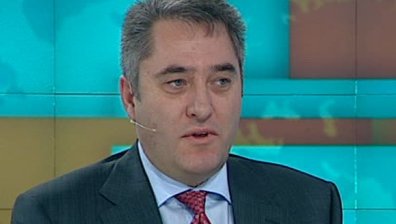 Слаб спад на лихвите по депозити и кредити, очакват банкери
