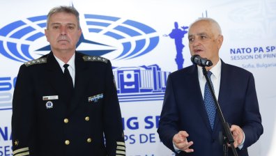Поискахме по-засилено присъствие на НАТО у нас и в Черно море