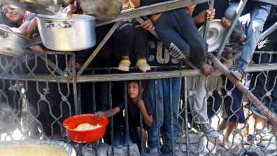 УНИЦЕФ: Детството умира в Газа, катастрофа за 1 млн. души